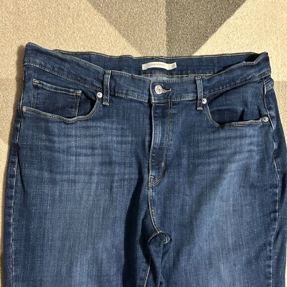 Levi's Classic Straight Jeans Women's Size 33/16 - Picture 2 of 8